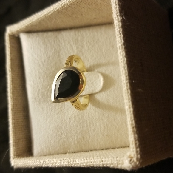Bonito Jewelry - Bonito Dali Onyx Ring, Size 5 US